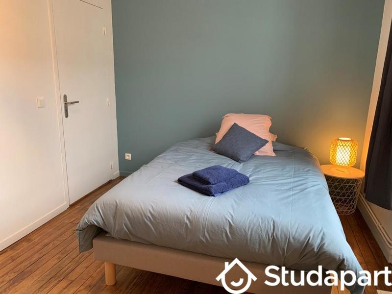 Chambre - 15 m² - 1 pièce