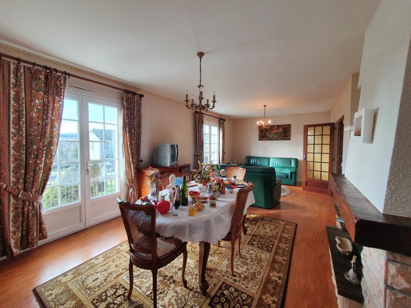 Maison - 110 m² - 6 pièces