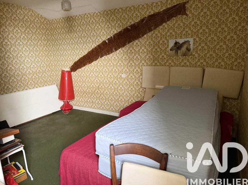 Maison - 196 m² - 8 pièces