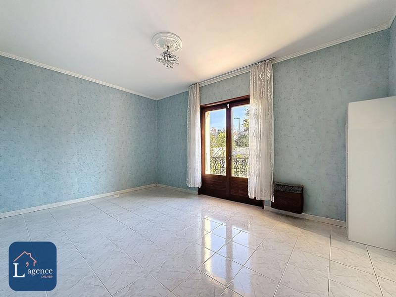 Maison - 284 m² - 7 pièces