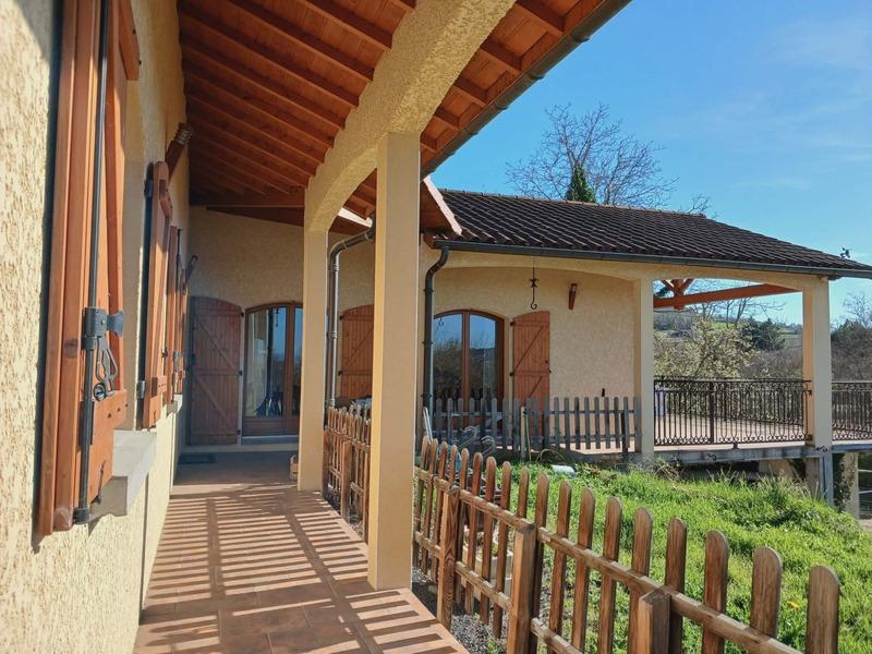 Maison - 140 m² - 6 pièces