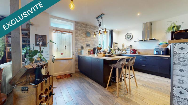 Maison - 97 m² - 5 pièces