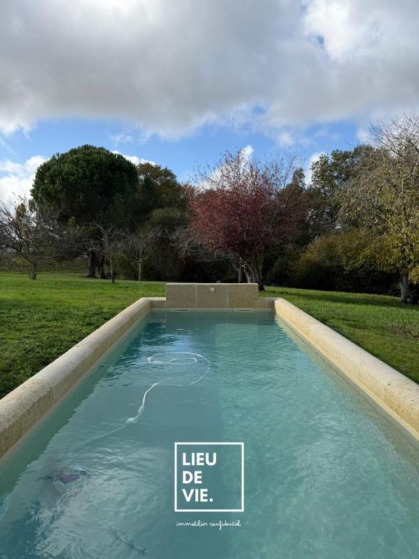 Maison ancienne - 320 m² - 10 pièces