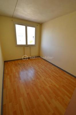 Appartement - 72 m² - 4 pièces