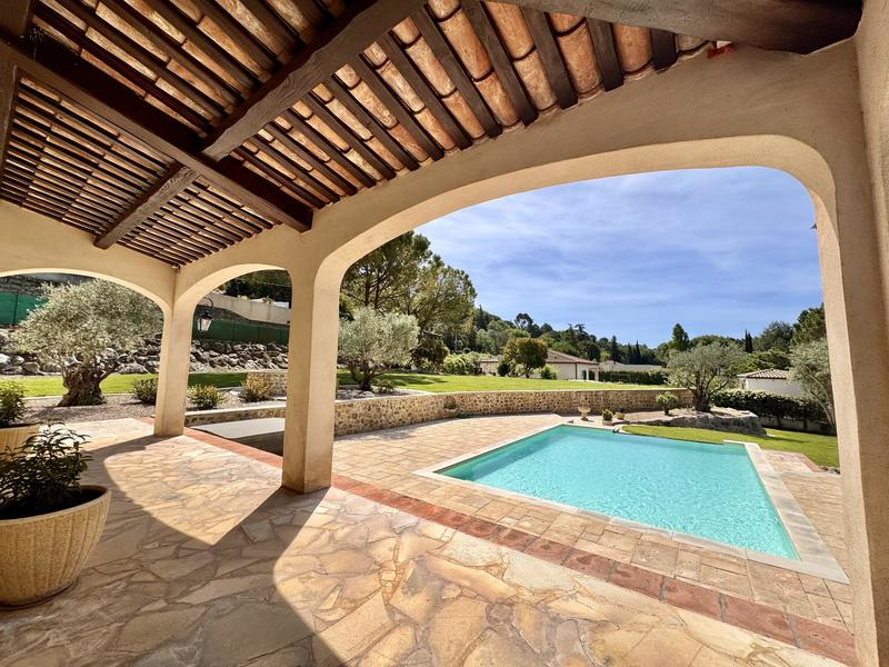 Villa - 294 m² - 7 pièces