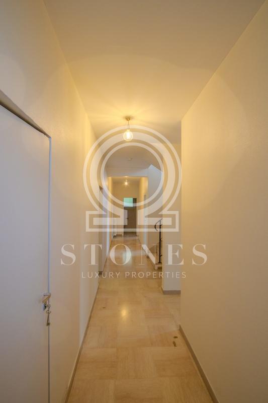 Maison ancienne - 190 m² - 8 pièces