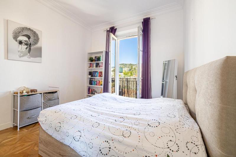 Appartement - 97 m² - 4 pièces