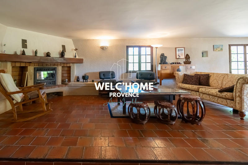 Maison ancienne - 390 m² - 9 pièces