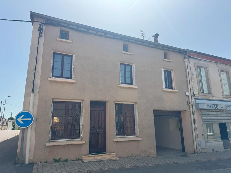 Maison de village - 220 m² - 6 pièces