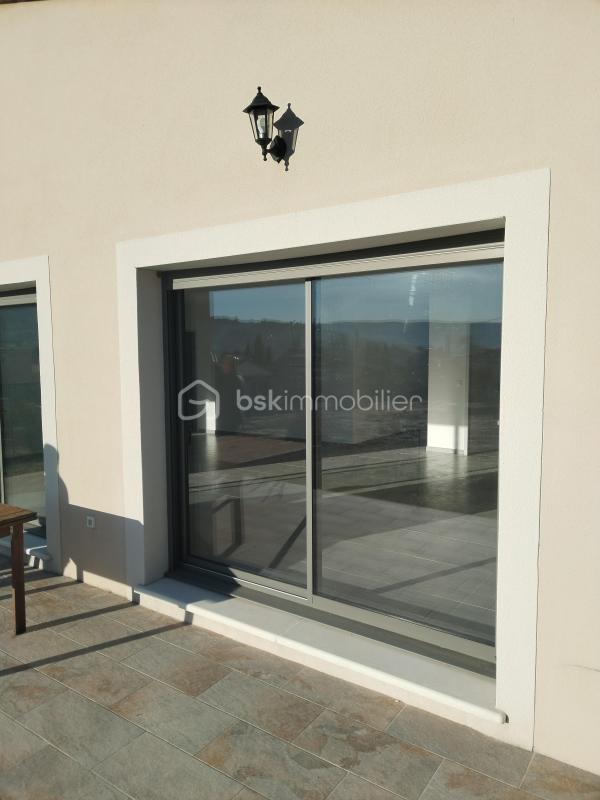 Villa - 105 m² - 4 pièces