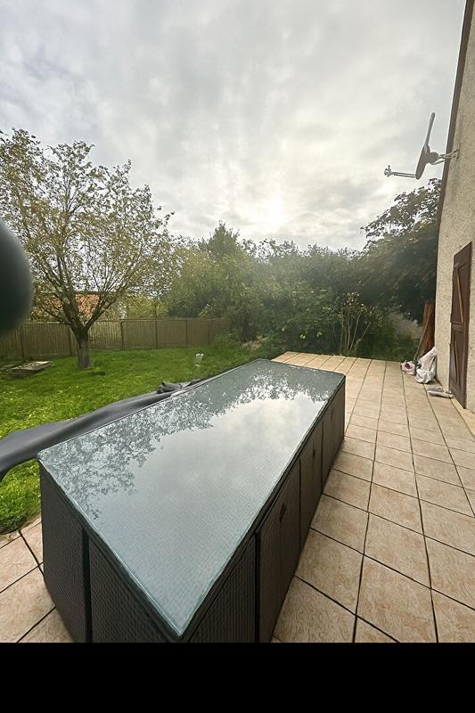 Maison - 500 m² - 5 pièces