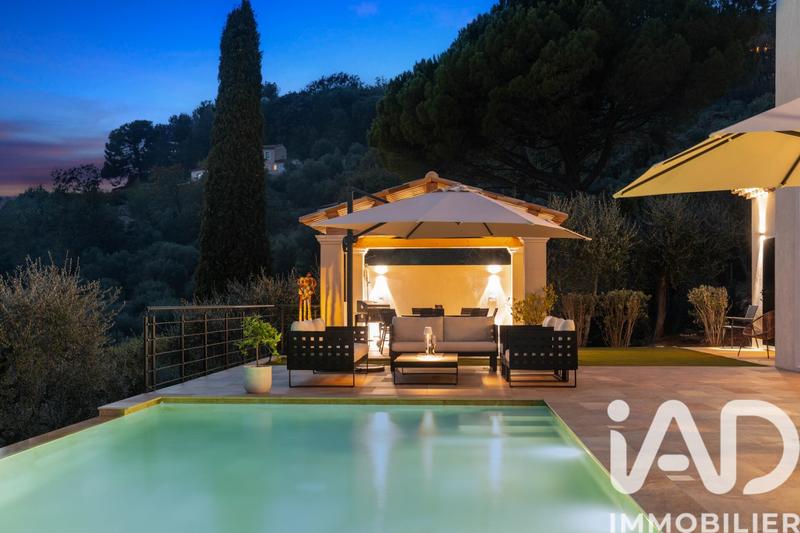 Maison de maîtres - 160 m² - 6 pièces