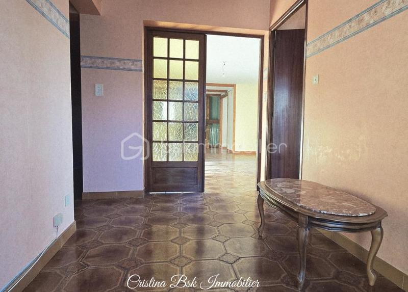 Maison - 190 m² - 8 pièces