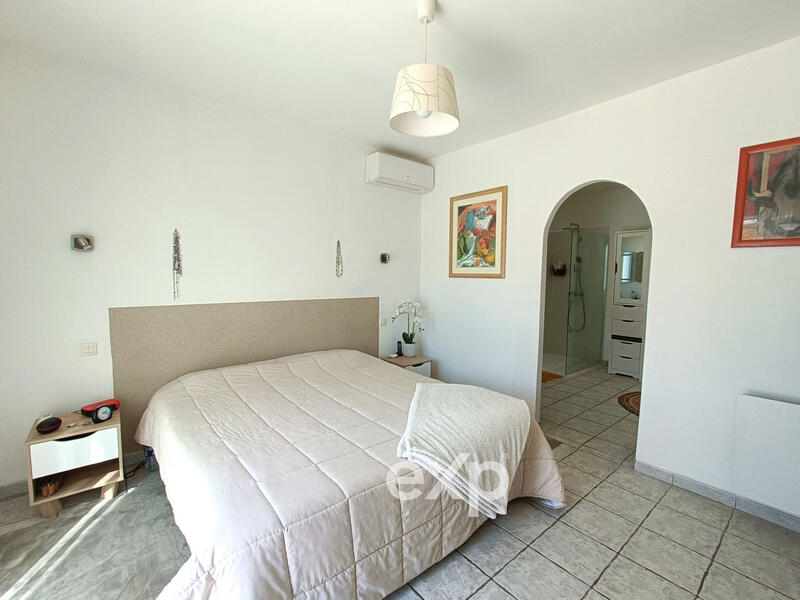 Villa - 175 m² - 6 pièces