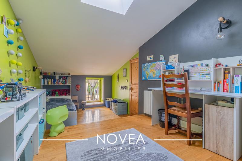 Maison - 136 m² - 4 pièces