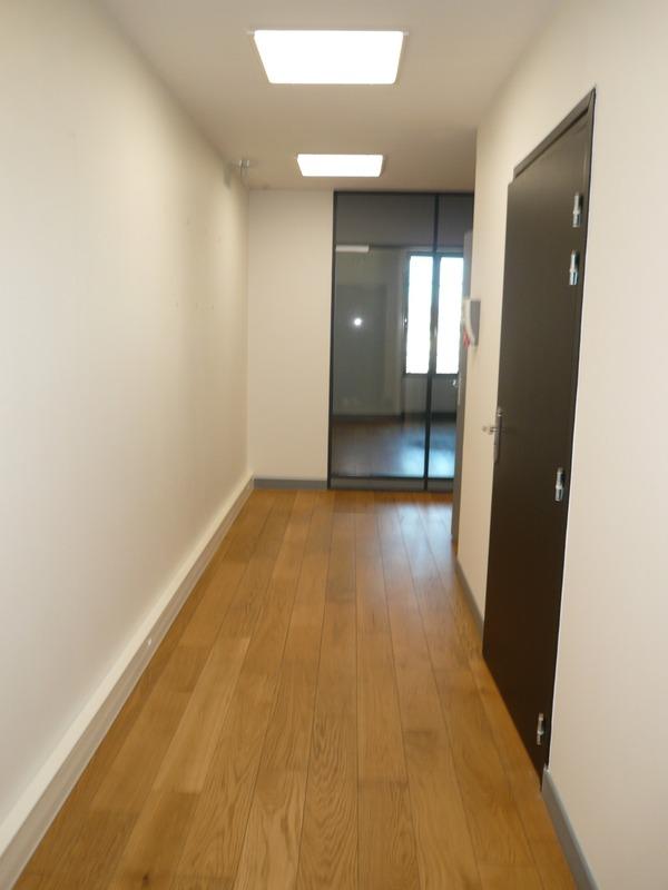 Bureau - 125 m² - 3 pièces