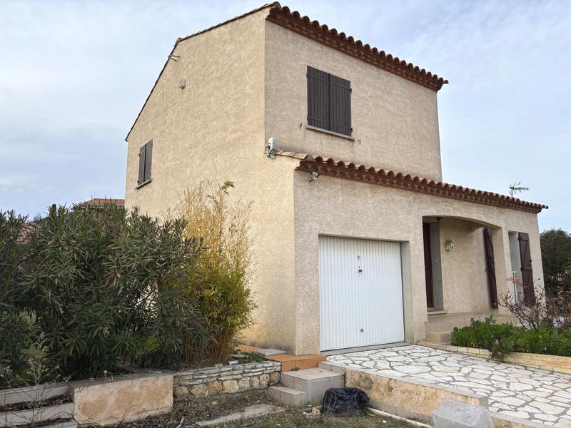Villa - 102 m² - 4 pièces