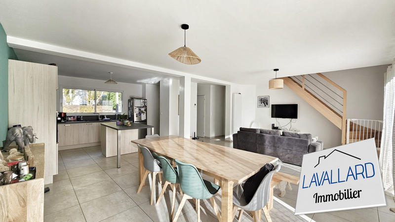 Maison contemporaine - 125 m² - 5 pièces