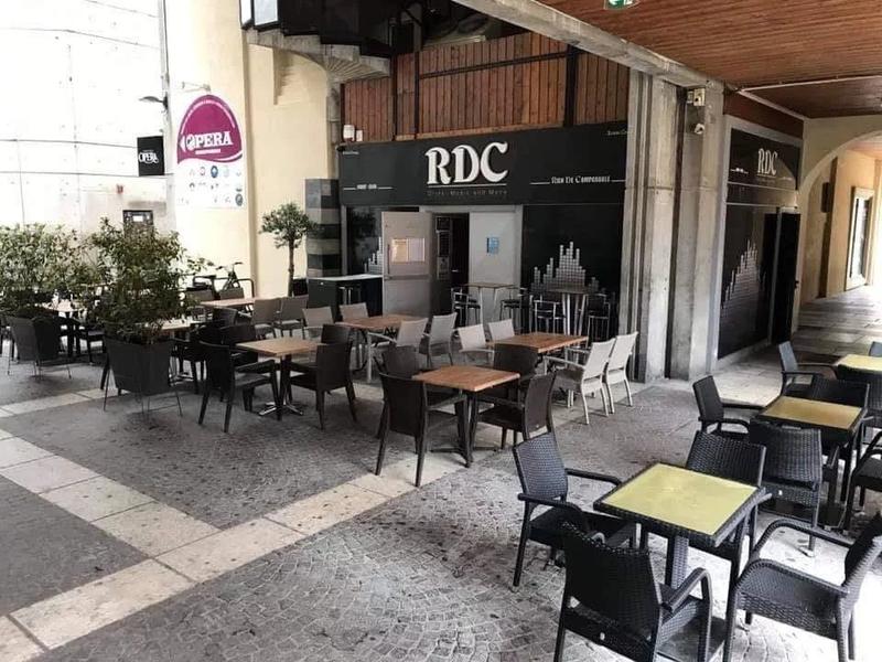 Fonds de commerce - 120 m²