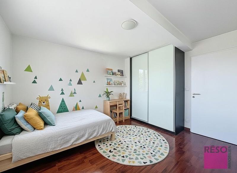 Appartement - 102 m² - 4 pièces