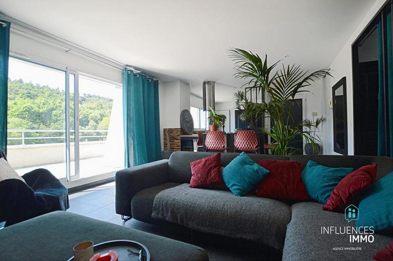 Appartement - 74 m² - 3 pièces