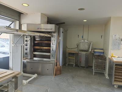 Fonds de commerce - Magasins - 200 m²