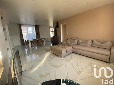 Maison - 140 m² - 1 pièce