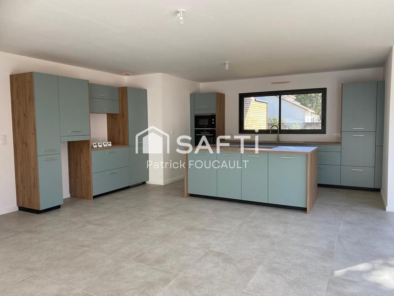 Maison - 166 m² - 6 pièces