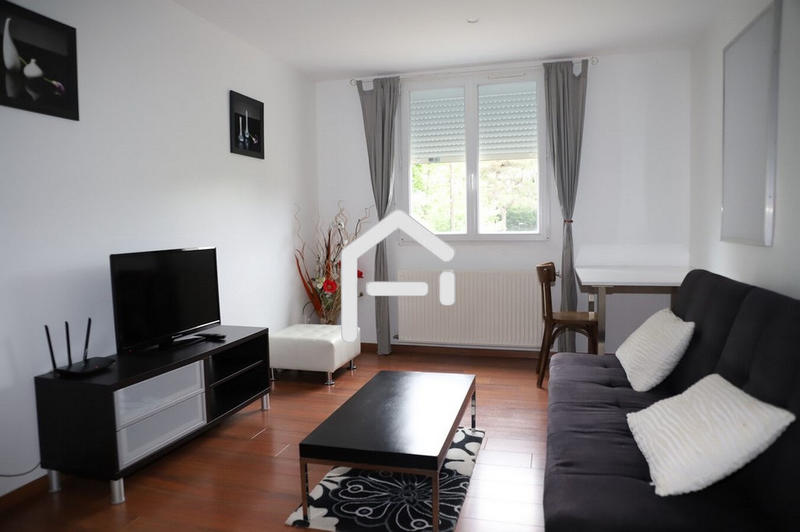 Maison - 620 m² - 20 pièces