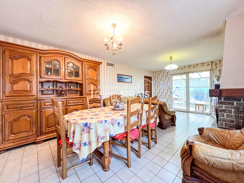 Maison - 96 m² - 4 pièces