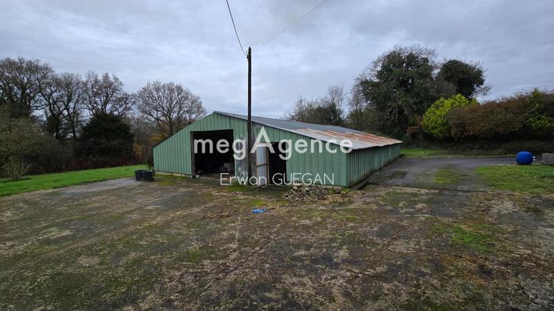 Maison - 393 m² - 14 pièces