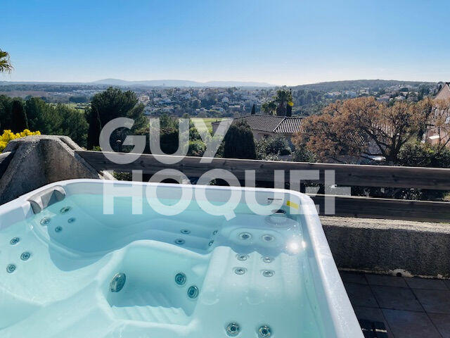 Maison - 183 m² - 5 pièces