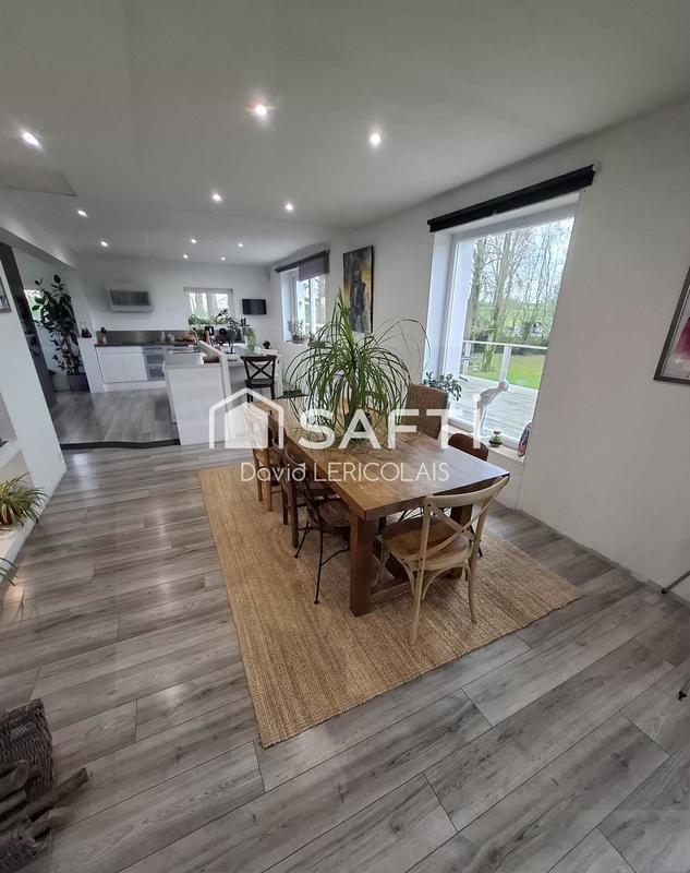 Maison - 210 m² - 8 pièces