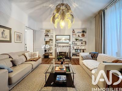 Maison de ville - 260 m² - 7 pièces