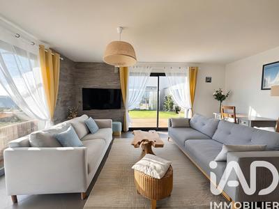 Maison - 162 m² - 6 pièces