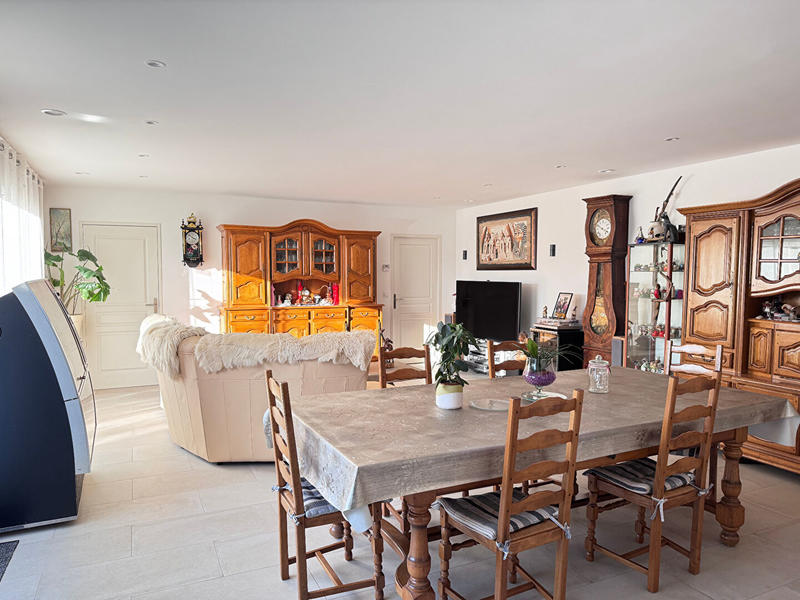 Maison - 174 m² - 6 pièces