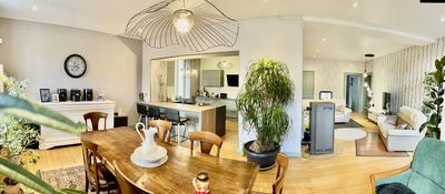 Appartement - 127 m² - 6 pièces