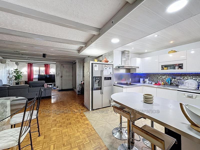 Maison - 117 m² - 5 pièces