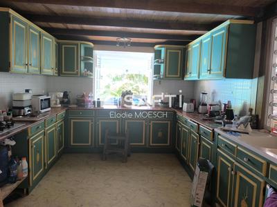 Maison - 180 m² - 7 pièces