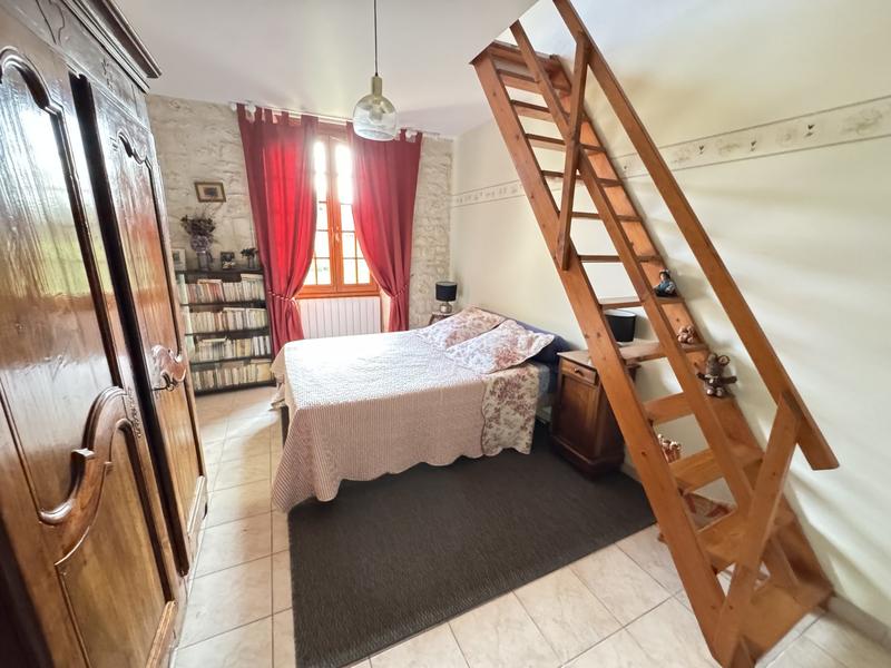 Maison ancienne - 228 m² - 7 pièces