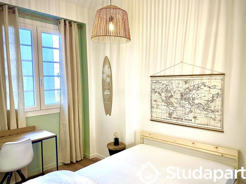 Chambre - 11 m² - 1 pièce