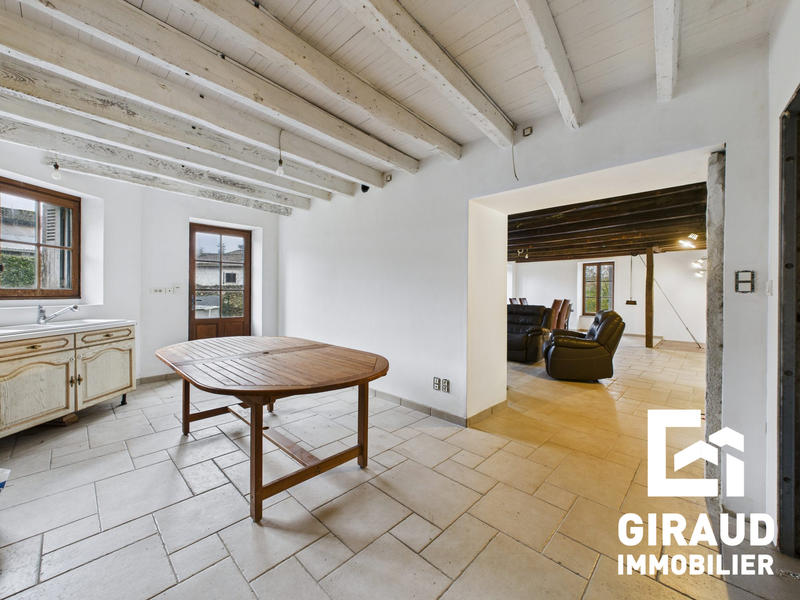 Maison ancienne - 177 m² - 5 pièces