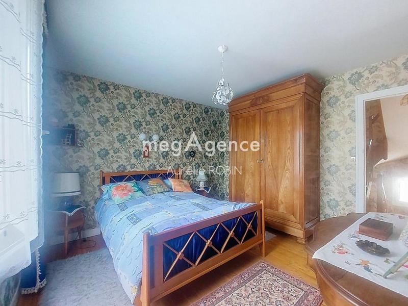 Maison - 90 m² - 5 pièces
