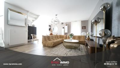 Maison - 97 m² - 4 pièces