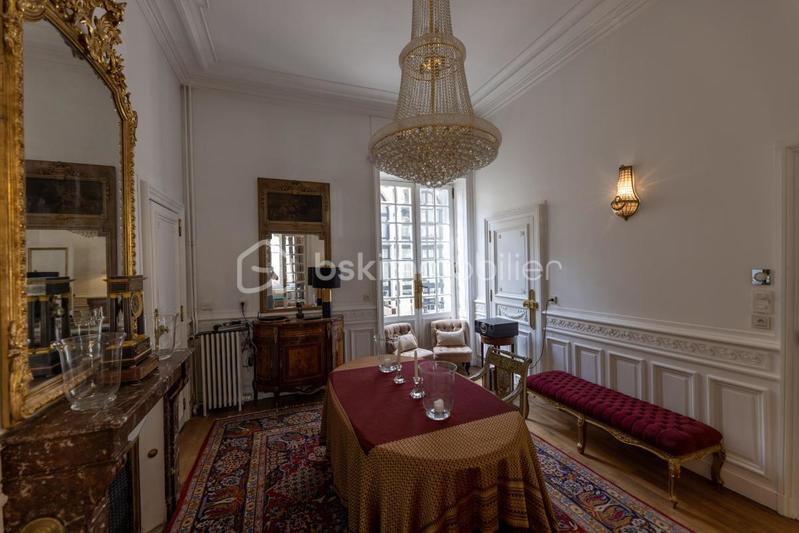 Immeuble - 600 m² - 14 pièces