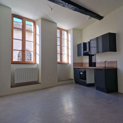 Appartement - 77 m² - 3 pièces