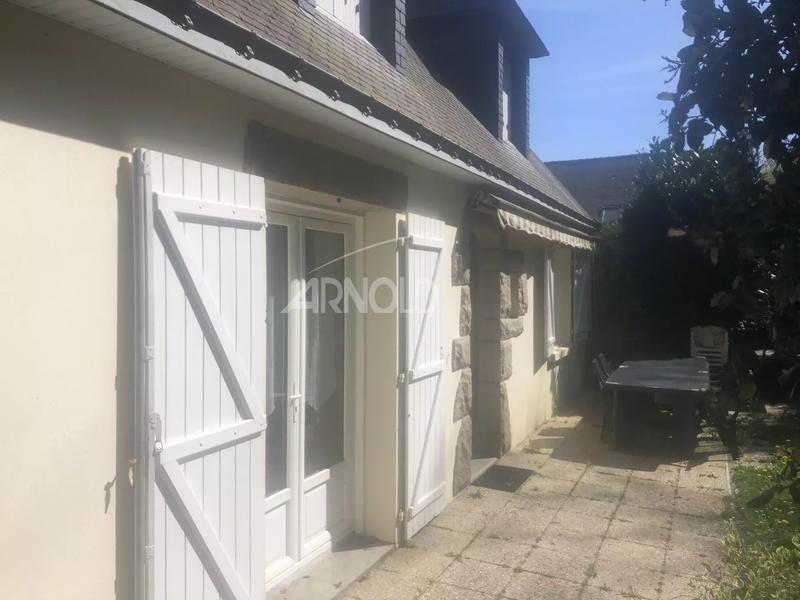 Maison - 113 m² - 8 pièces