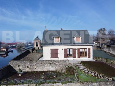 Maison - 139 m² - 5 pièces