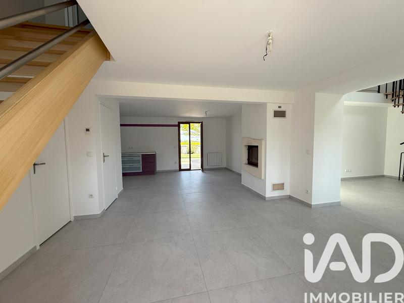 Maison - 123 m² - 6 pièces