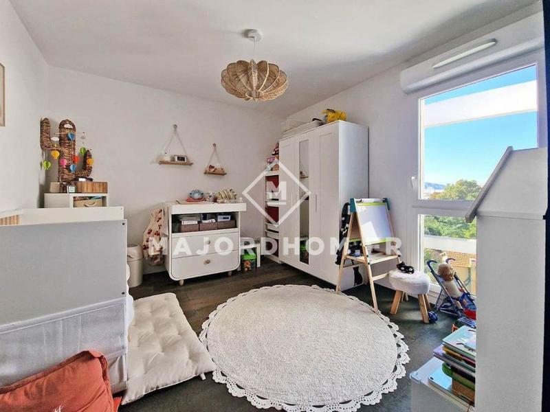 Appartement - 84 m² - 4 pièces